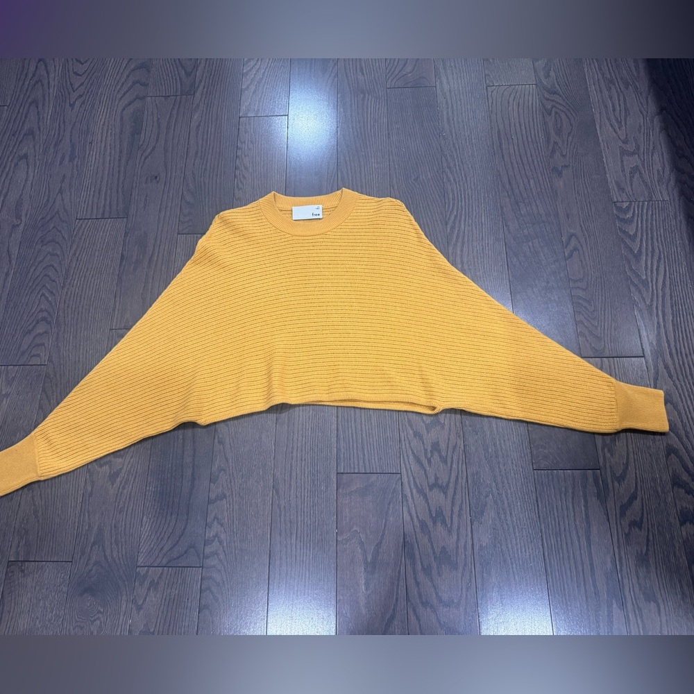 Wilfred Golden Ribbed Sweater - Picture 7 of 8